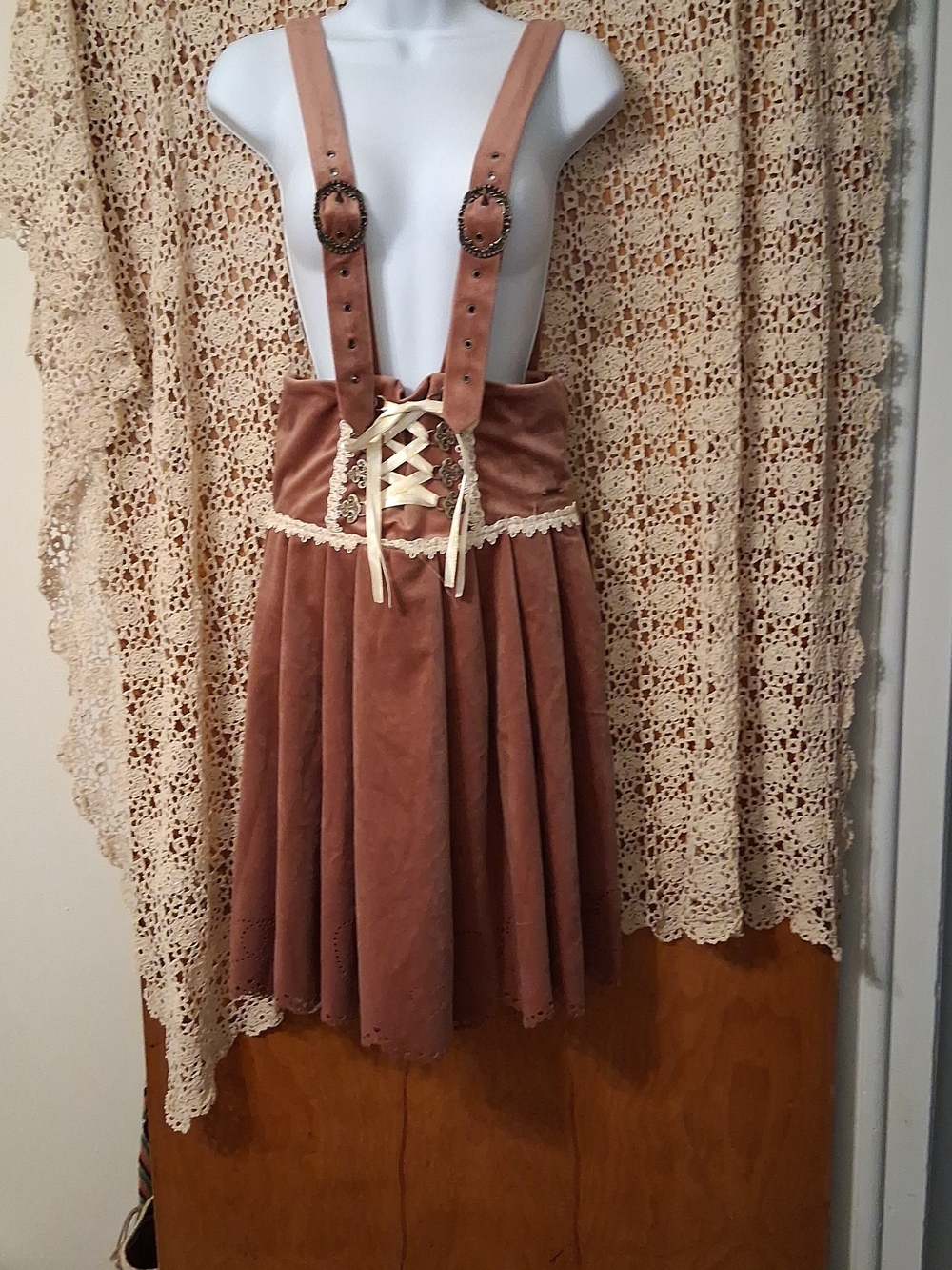 Vintage-Inspired Brown Velvet Suspender Skirt with Lace-Up Waist